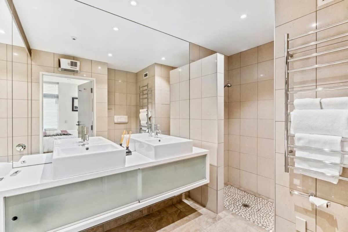 Pembroke Luxury Apartment Wanaka Exteriör bild