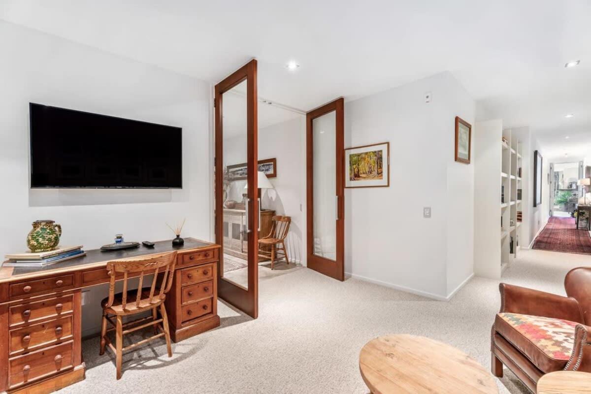 Pembroke Luxury Apartment Wanaka Exteriör bild