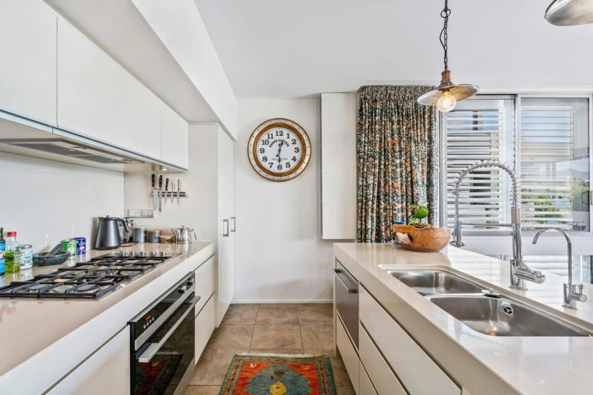 Pembroke Luxury Apartment Wanaka Exteriör bild